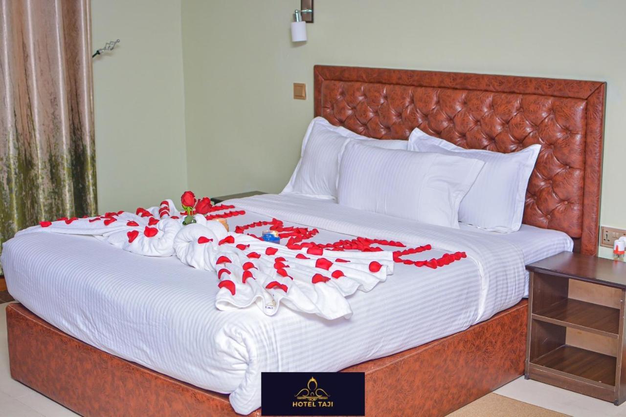 Hotel Taji Наньюки Экстерьер фото