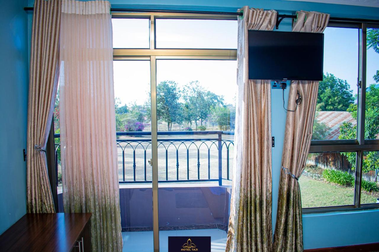 Hotel Taji Наньюки Экстерьер фото